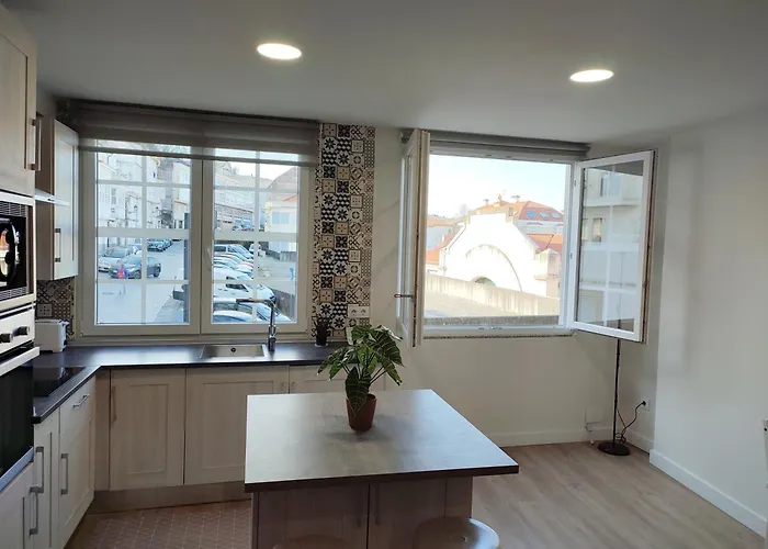 Апартаменты Loft Praza Do Conde Пуэнтедеуме